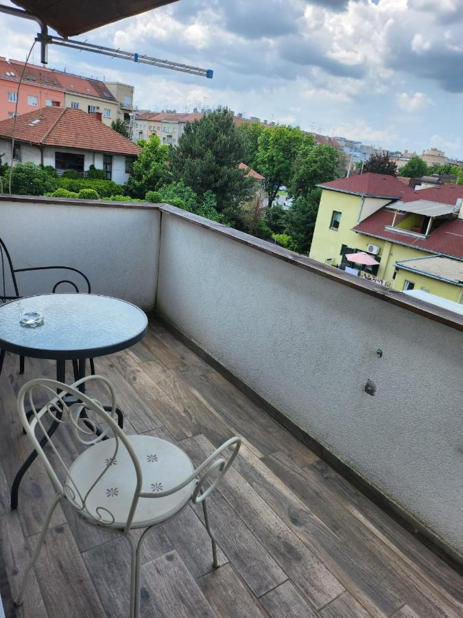 Apartman Buzanova 001 Apartment Загреб Екстериор снимка